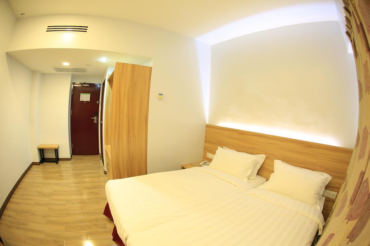 City Garden Hotel 타와우 외부 사진