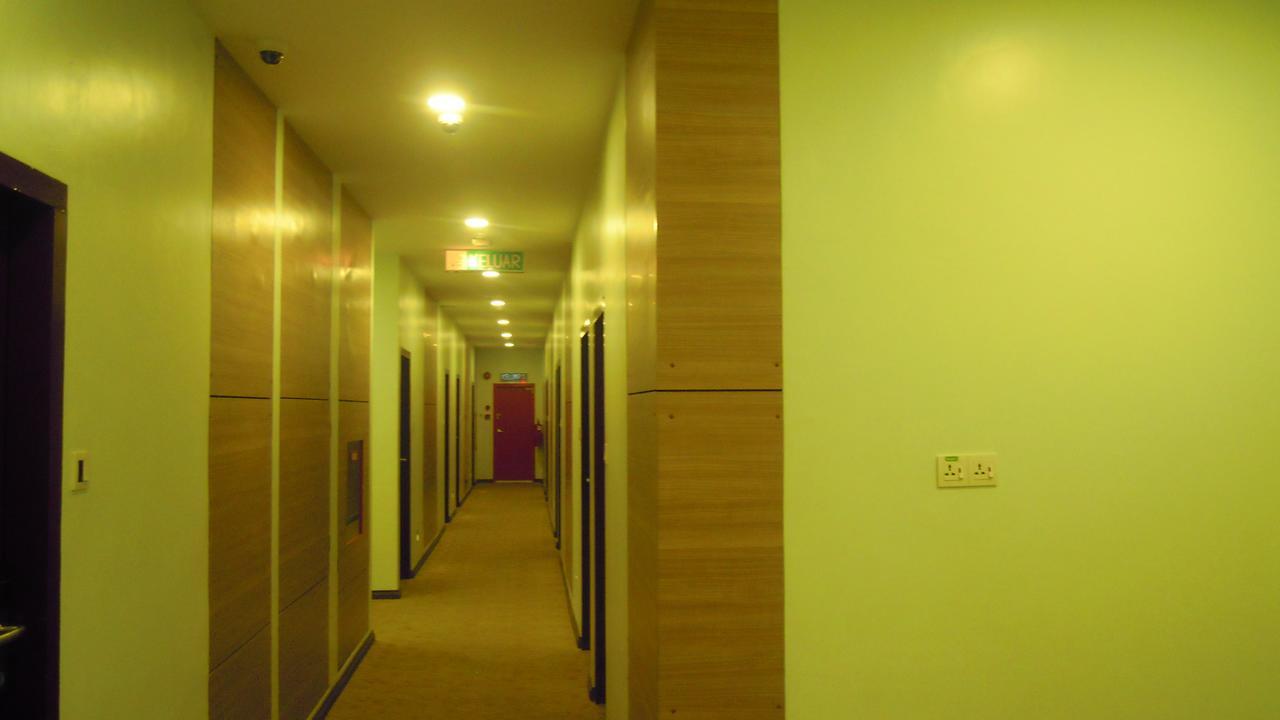 City Garden Hotel 타와우 외부 사진